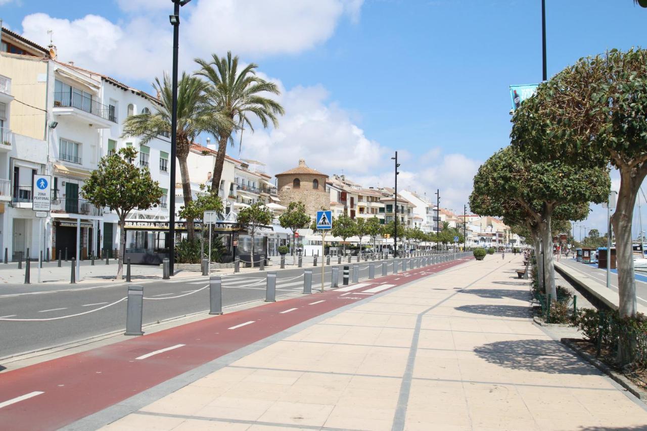 Apartamento Luisa Cambrils Bagian luar foto