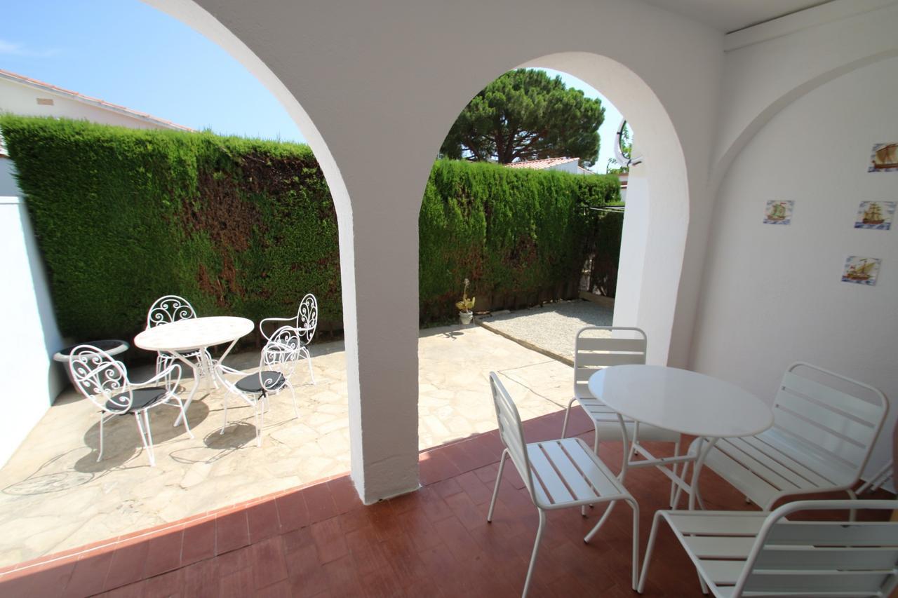 Apartamento Luisa Cambrils Bagian luar foto